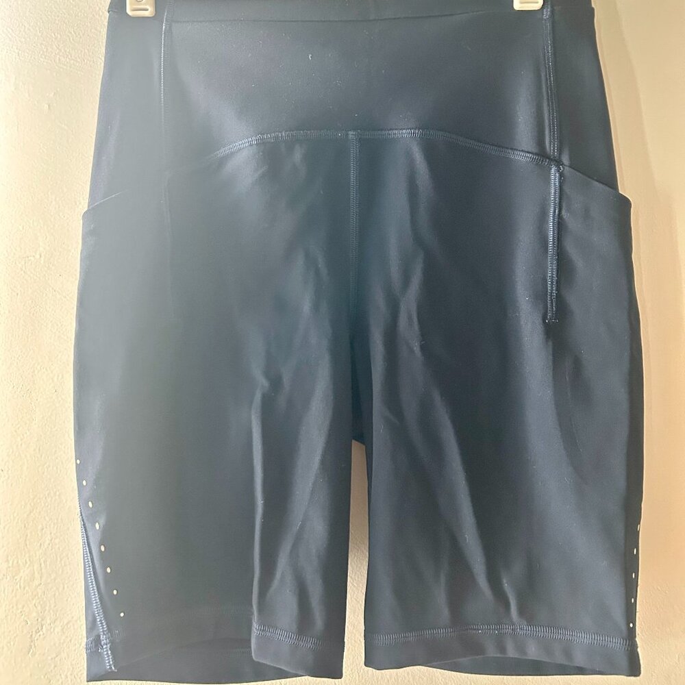 Lululemon Align High Rise Shorts with Pockets 8"